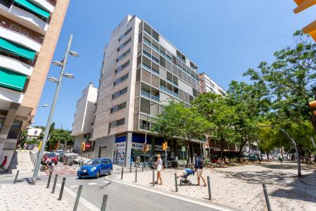 Apartamento para Alugar em Barcelona Alegre De Dalt - Travessera De Dalt