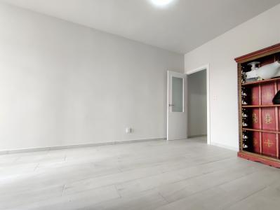 Appartement à louer à Barcelona Av. Meridiana - PlaÇa De MossÈn ClapÉs