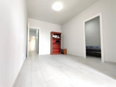 Appartement à louer à Barcelona Av. Meridiana - PlaÇa De MossÈn ClapÉs