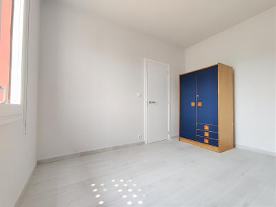 Appartement à louer à Barcelona Av. Meridiana - PlaÇa De MossÈn ClapÉs