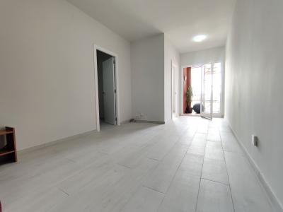 Appartement à louer à Barcelona Av. Meridiana - PlaÇa De MossÈn ClapÉs