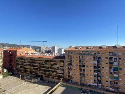 Appartement à louer à Barcelona Av. Meridiana - PlaÇa De MossÈn ClapÉs