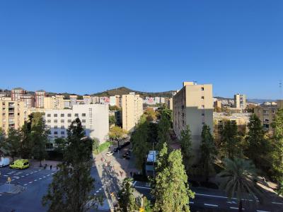 Appartement te huur in Barcelona Pg Valldaura - Pg. Fabra I Puig