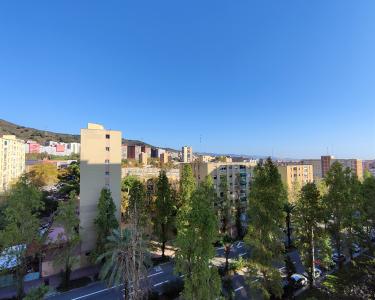 Appartement te huur in Barcelona Pg Valldaura - Pg. Fabra I Puig