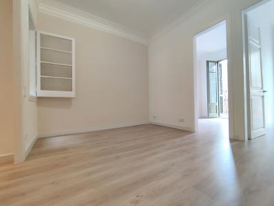 Apartment for Rent in Barcelona Casanova - Londres