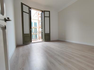 Apartment for Rent in Barcelona Casanova - Londres