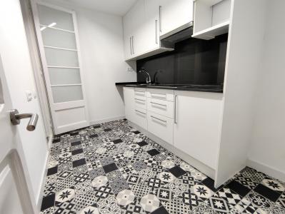 Apartment for Rent in Barcelona Casanova - Londres