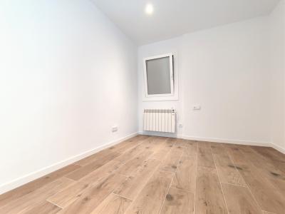 Appartement te huur in Barcelona Sostres - Arnold Schönberg