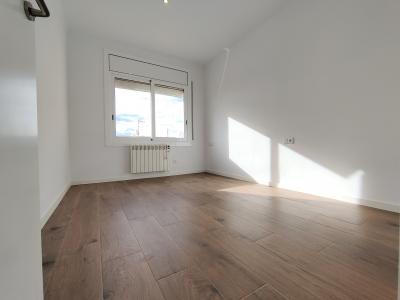 Appartement te huur in Barcelona Sostres - Arnold Schönberg