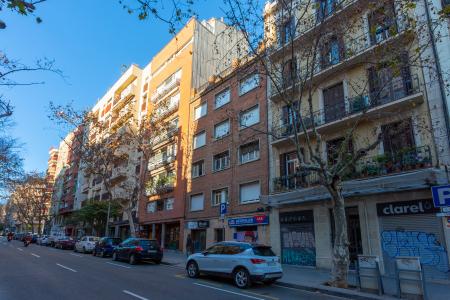 Piso en alquiler cerca de Pg de Sant Joan de 3 habitaciones