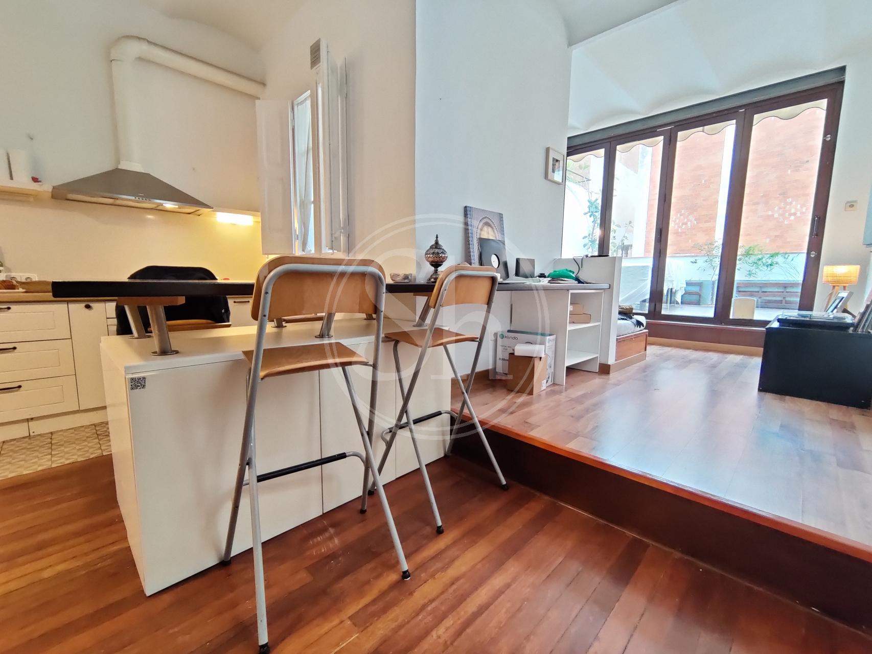 Torrijos - Travessera De Gracia | Gràcia | Barcelona | REF 230P23ROT12