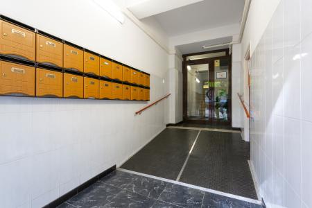 Piso cerca de Plaza España de 2 habitaciones reformado y con balcón