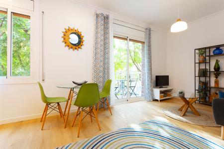 Piso cerca de Plaza España de 2 habitaciones reformado y con balcón