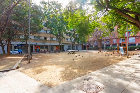 Piso cerca de Plaza España de 2 habitaciones reformado y con balcón
