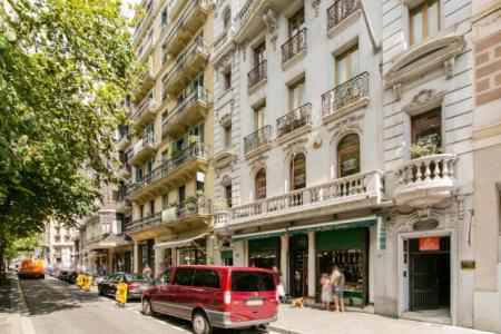 Appartement te huur in Barcelona Rambla De Catalunya - Metro Passeig De Gracia