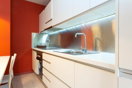 Apartamento en alquiler temporal con habitación doble y balcón en la Rambla