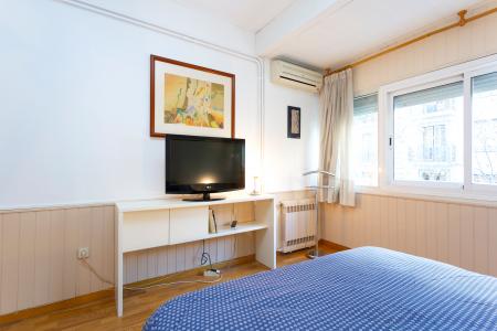 Apartamento en alquiler temporal con dos habitaciones y despacho en Sarrià-Sant Gervasi