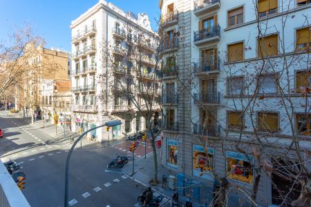 Apartamento en alquiler temporal con dos habitaciones y despacho en Sarrià-Sant Gervasi