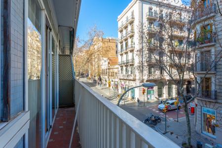 Apartamento en alquiler temporal con dos habitaciones y despacho en Sarrià-Sant Gervasi