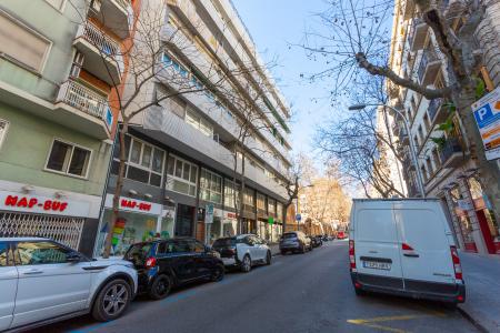 Apartamento en alquiler temporal con dos habitaciones y despacho en Sarrià-Sant Gervasi