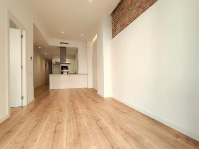 Apartment for Rent in Barcelona Llorens I Barba - Castillejos