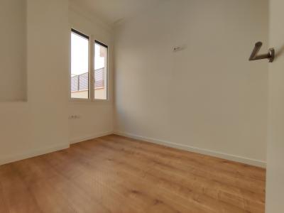 Apartment for Rent in Barcelona Llorens I Barba - Castillejos