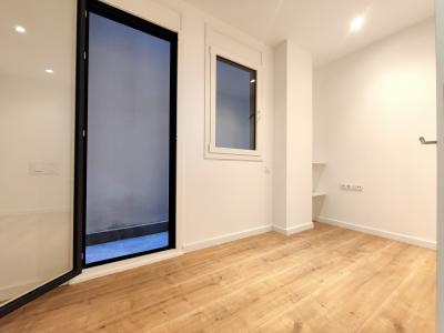 Apartment for Rent in Barcelona Llorens I Barba - Castillejos