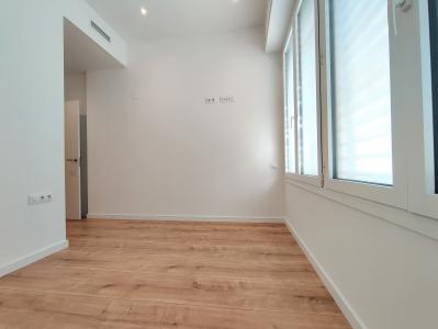 Apartment for Rent in Barcelona Llorens I Barba - Castillejos