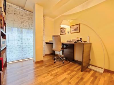 Piso en Alquiler en Barcelona Reina Amalia - Sant Pau