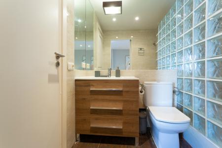 Appartement te huur in Barcelona Consell De Cent - Viladomat