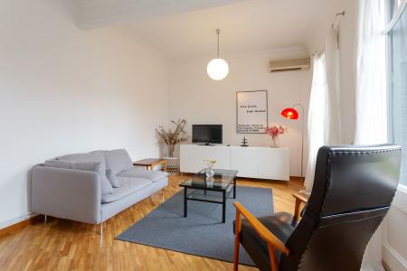 Pis en Lloguer a Barcelona Calabria - Concell De Cent