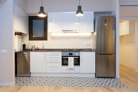 Appartement te huur in Barcelona Mare De Deu Del Pilar - Sant Pere Mitjà