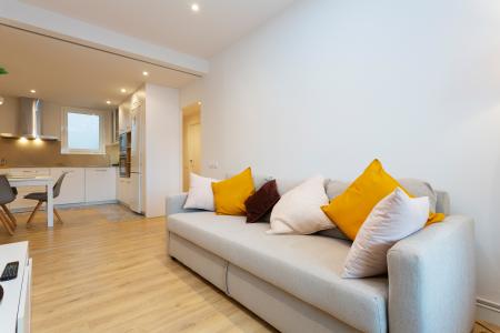 Pis en Lloguer a Barcelona Rossello - Nápoles (sagrada Familia)