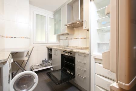 Apartamento con cocina independiente en Arturo Soria con piscina