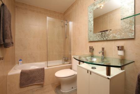 Apartamento con cocina independiente en Arturo Soria con piscina