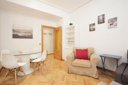 Apartamento con cocina independiente en Arturo Soria con piscina