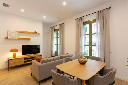 Appartement te huur in Barcelona Aragó - Comte D'urgell
