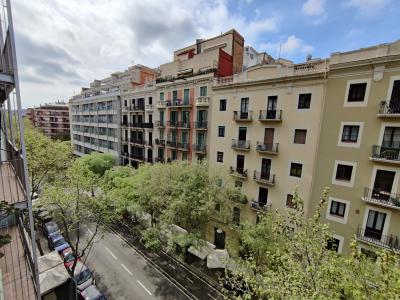 Appartement à louer à Barcelona Calabria - Rosselló