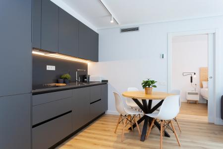 Amplio dúplex de 65 m2 con terraza en Gràcia