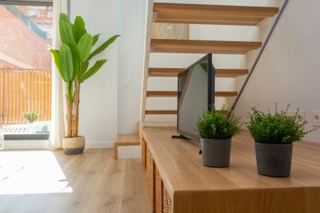 Amplio dúplex de 65 m2 con terraza en Gràcia