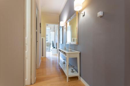 Appartement te huur in Barcelona Villarroel - Consell De Cent