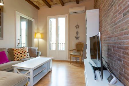 Appartement te huur in Barcelona Villarroel - Consell De Cent