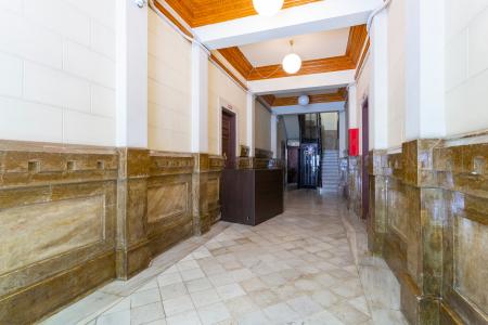 Appartement te huur in Barcelona Villarroel - Consell De Cent