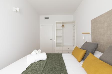 Appartement te huur in Barcelona Passatge De Saladrigas - Bilbao (10 Months Min)