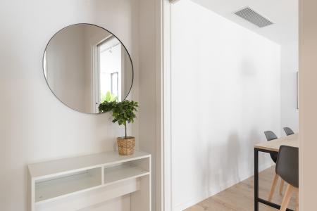 Appartement te huur in Barcelona Passatge De Saladrigas - Bilbao (10 Months Min)