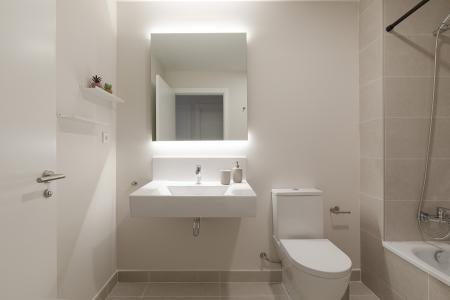 Appartement te huur in Barcelona Passatge De Saladrigas - Bilbao (10 Months Min)