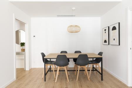 Appartement te huur in Barcelona Passatge De Saladrigas - Bilbao (10 Months Min)
