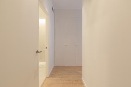 Appartement te huur in Barcelona Passatge De Saladrigas - Bilbao (10 Months Min)