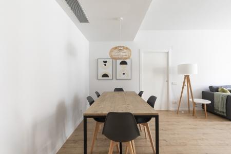 Appartement te huur in Barcelona Passatge De Saladrigas - Bilbao (10 Months Min)