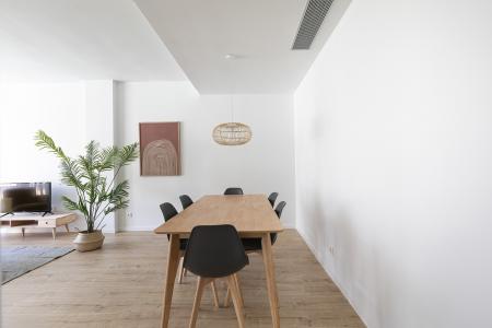 Appartamento in Affitto a Barcelona Passatge De Saladrigas - Bilbao (10 Months Min)